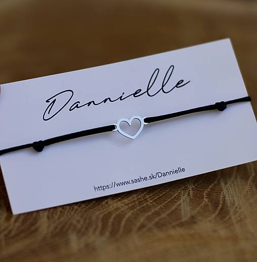 Náramky - Náramok -srdiečko  (Čierna) - 17486631_