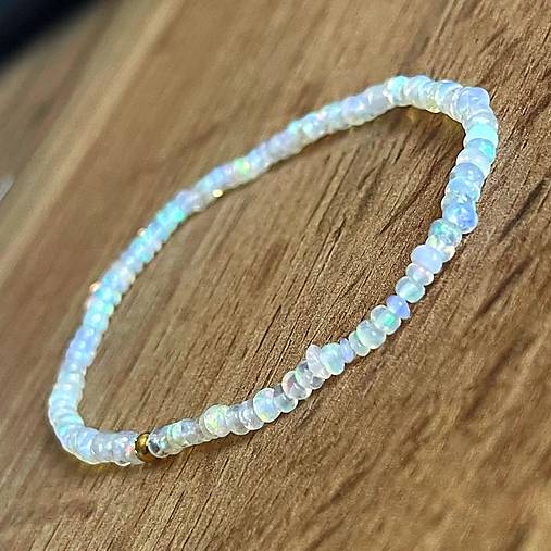 Elastic Ethiopian Opal Bracelet AU585 / Elastický náramok opál, zlato E055