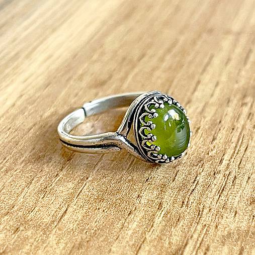 Natural Peridot Ag925 Silver Ring / Strieborný prsteň s olivínom prírodným E063