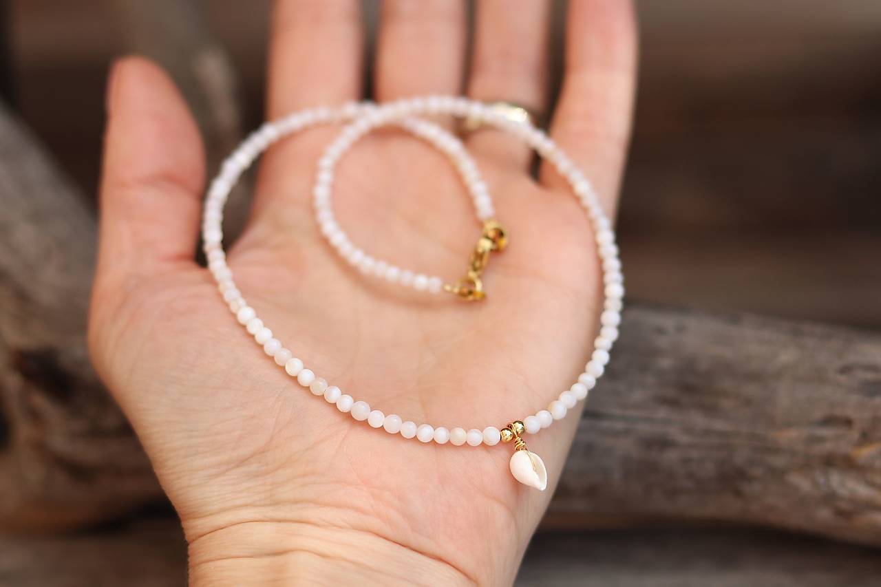 Letný náhrdelník perleť s mušľou