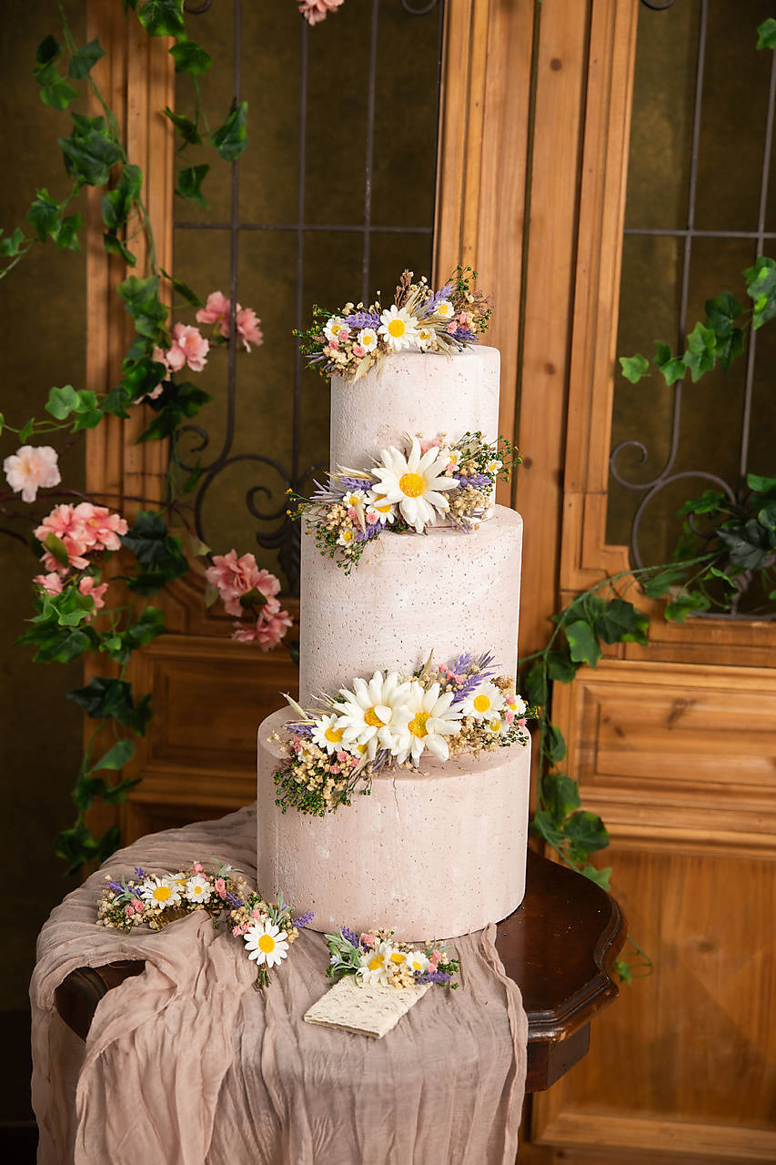 Ozdoby na tortu "vôňa jarnej lúky " - od 31€