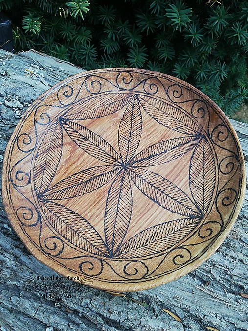Nádoby - Drevený tanier - Perúnov kvet - Kvet života - Wooden plate with Flower of the life - 17494750_