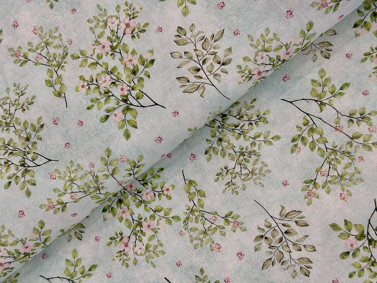 ❤️100% BAVLNA /KVETINKY NA BLEDOMODREJ❤️