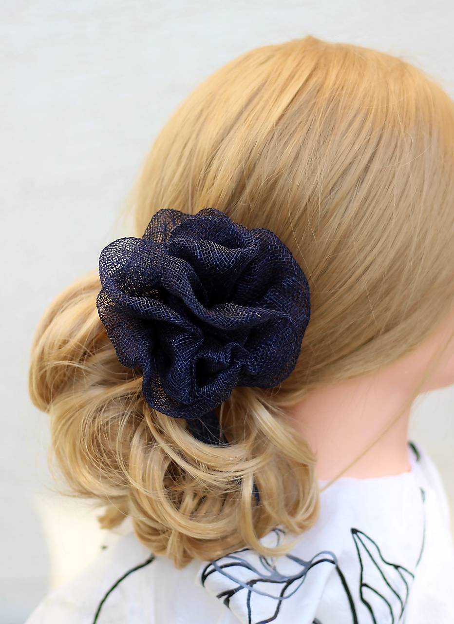 Ozdoba  - Kvet Sinamay 135