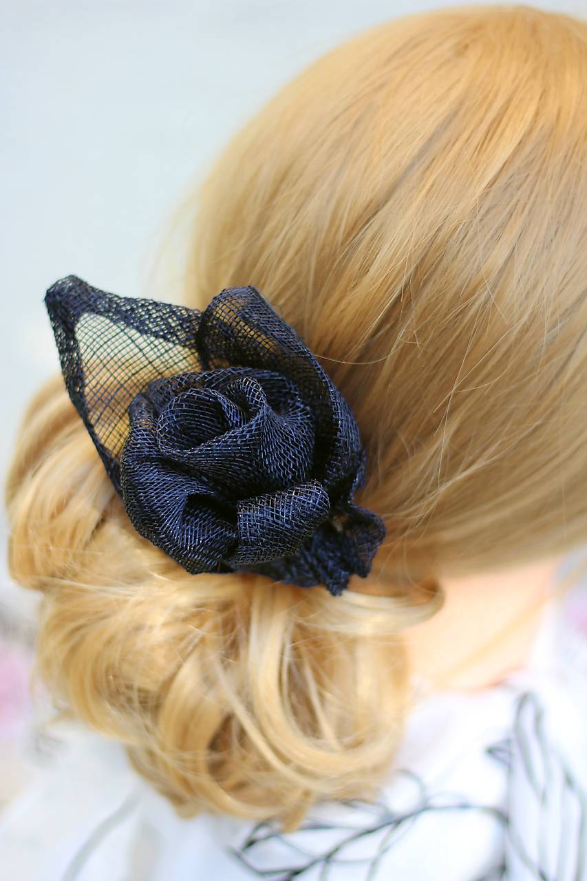 Ozdoba  - Kvet Sinamay 136