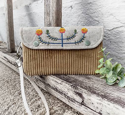 Na mobil - Obal na mobil s priehradkou Žltý kvet - 17502232_