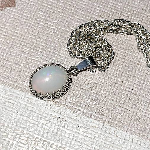 Natural Welo Opal Pendant AG925 / Strieborný prívesok s prírodným opálom E014