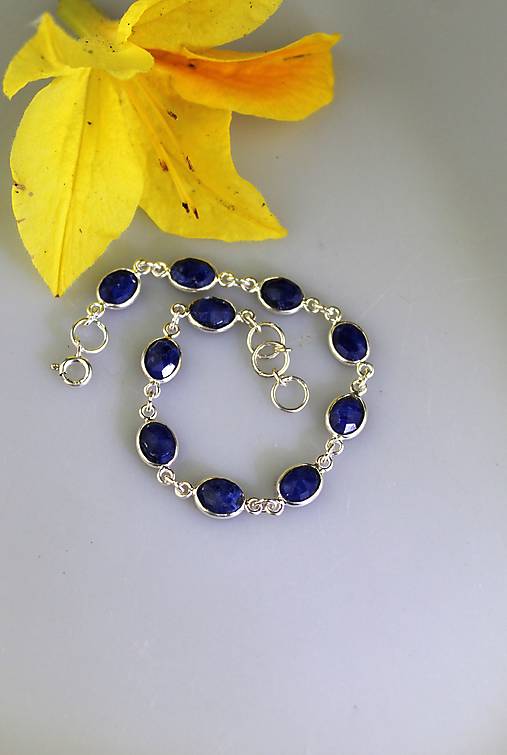 Náramky - zafír tmavý náramok so striebrom - 17506248_