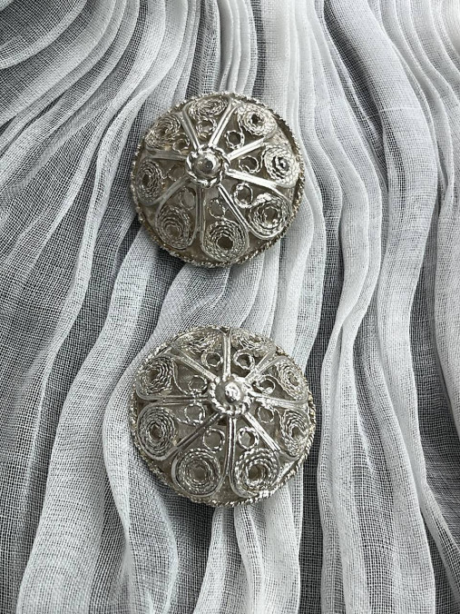 Materiál ručne robený - Strieborný filigránový gombík spod Bradla - 17505161_