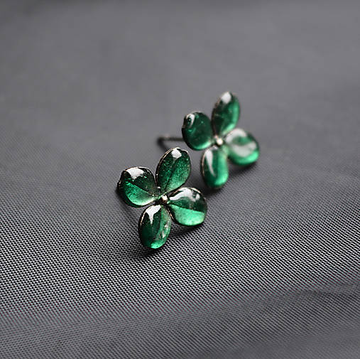 Náušnice - Napichovacie náušnice štvorlístok se šroubovacím uzávěrem na zakázku - 17506872_