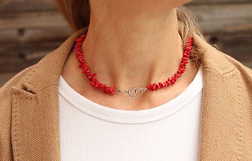 Náhrdelník choker korál