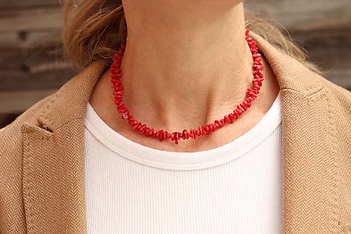 Náhrdelník choker korál