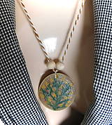 Náhrdelníky - drevený náhrdelník krík - 17512113_