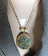 Náhrdelníky - drevený náhrdelník krík - 17512114_