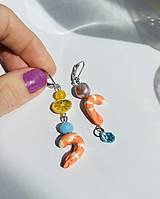 Náušnice - Náušnice s motívom krevety, citrónu a sladkovodnej ružovej riečnej perly, ručne maľované náušnice, morské dovolenkové  - 17512245_