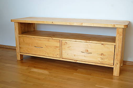 Nábytok - Drevená komoda ,stolík pod TV - 17514929_