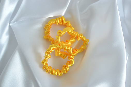 Ozdoby do vlasov - YELLOW MINI scrunchies - 17514535_