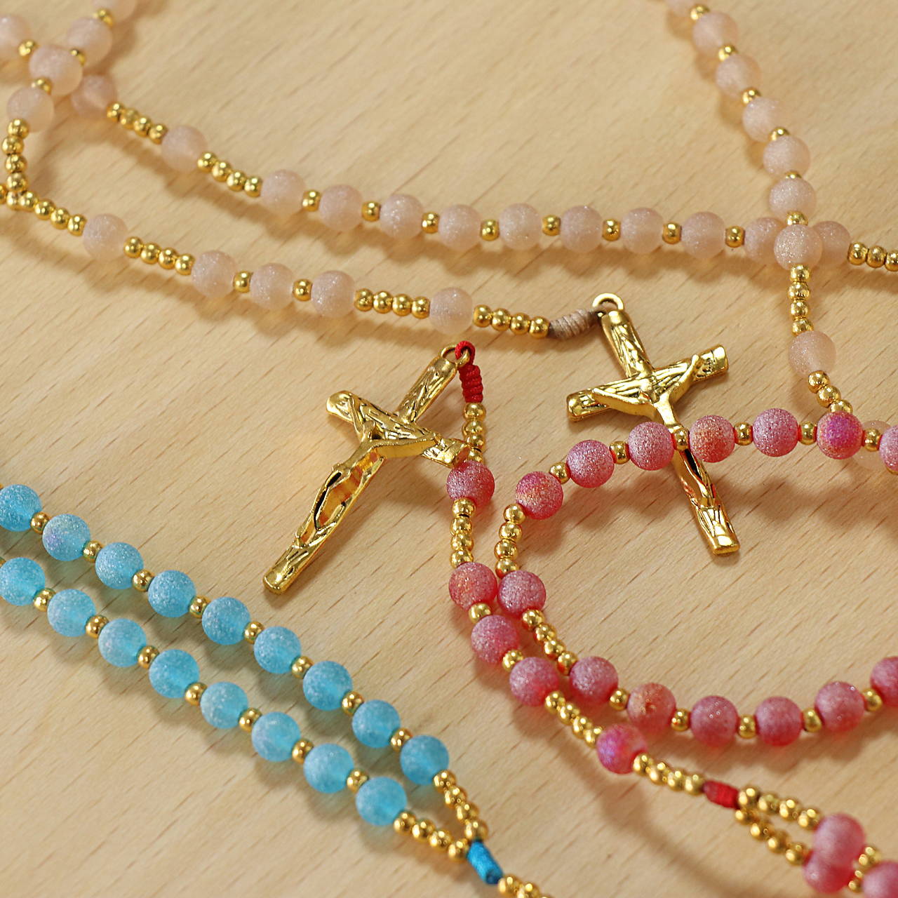 Ruženec s korálkami z matného kryštálu