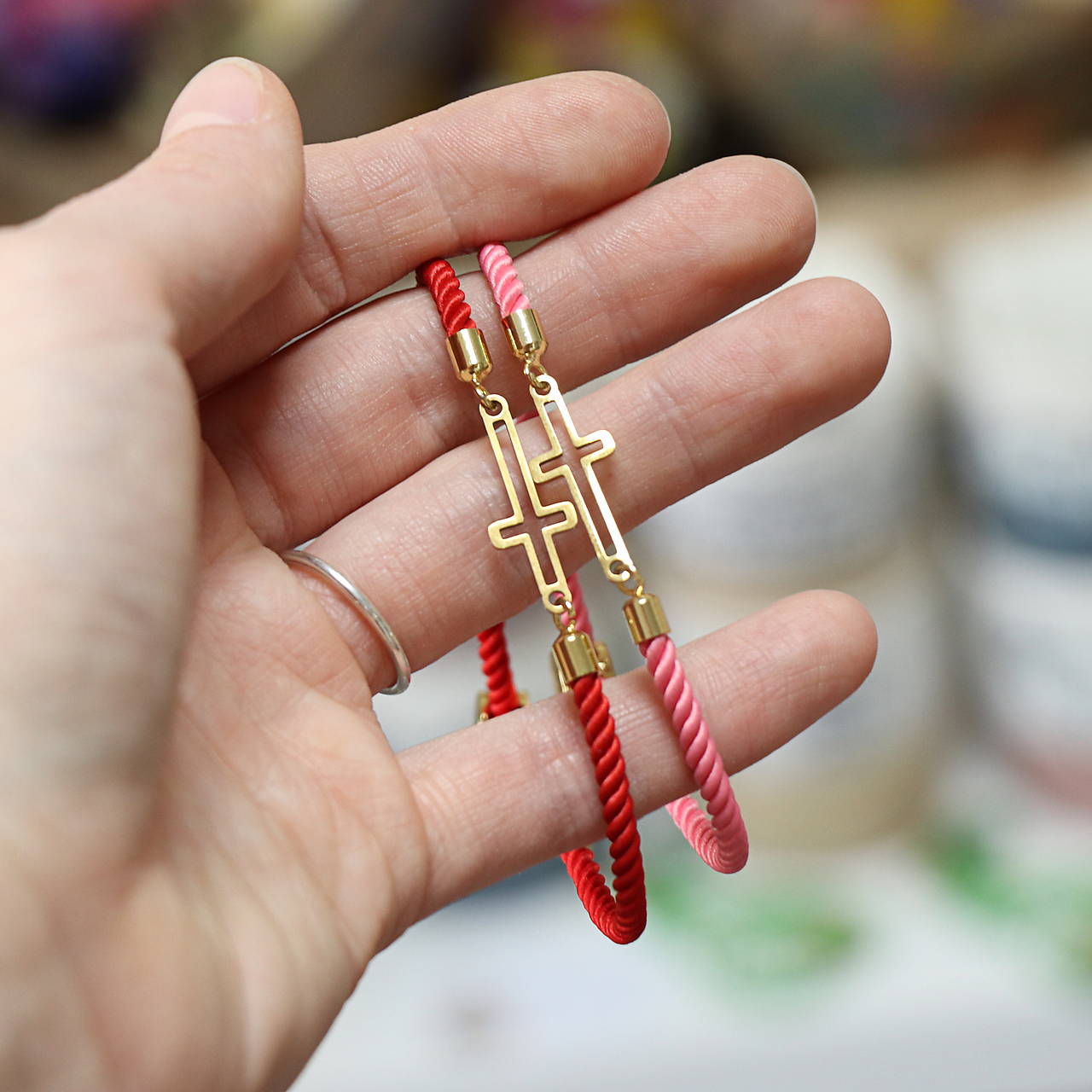 Náramok s krížikom 