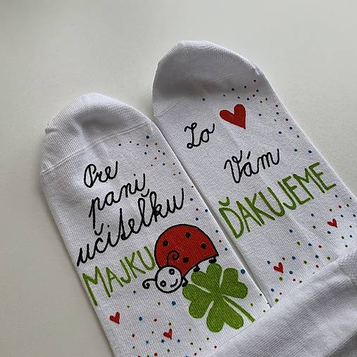 Maľované ponožky pre naj PANI UČITEĽKU s lienkou (biele)
