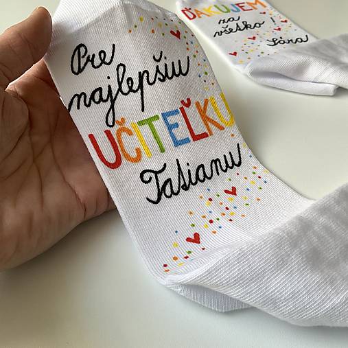 Maľované ponožky pre PANI UČITEĽKU s veľkým ❤️ biele