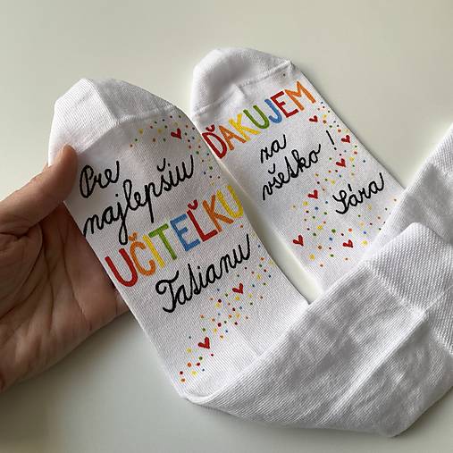Maľované ponožky pre PANI UČITEĽKU s veľkým ❤️ biele