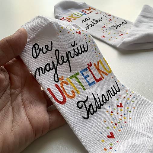 Maľované ponožky pre PANI UČITEĽKU s veľkým ❤️ biele