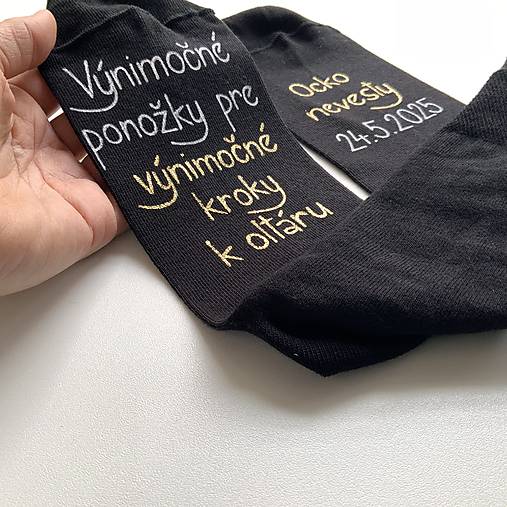 Maľované ponožky pre ocka nevesty (čierne s bielo zlatým nápisom)
