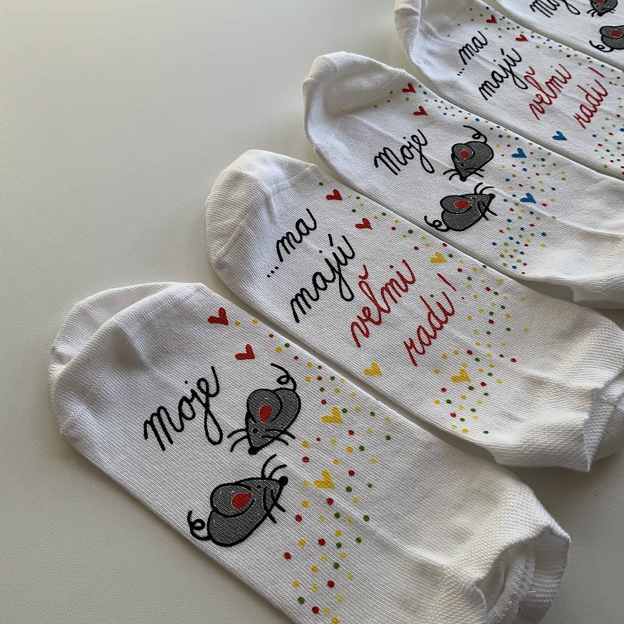 Maľované ponožky pre PANI UČITEĽKU myšiek biele