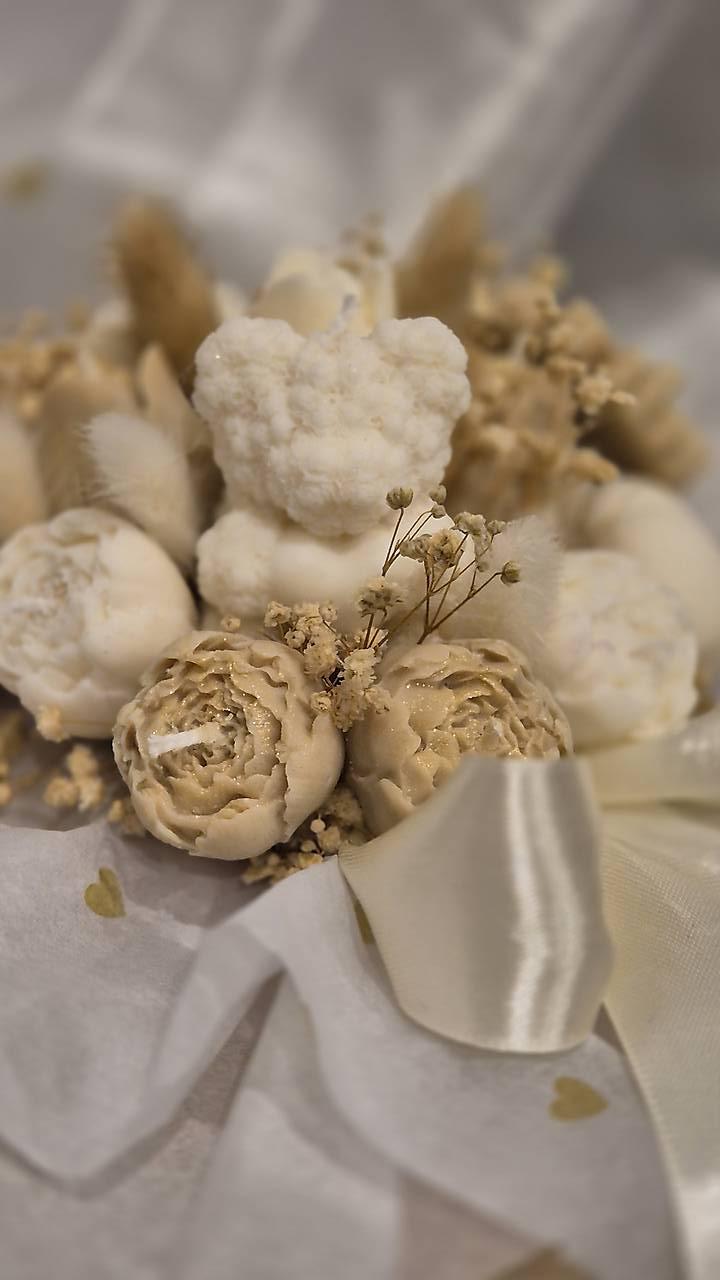 Kvetinový box zlatý