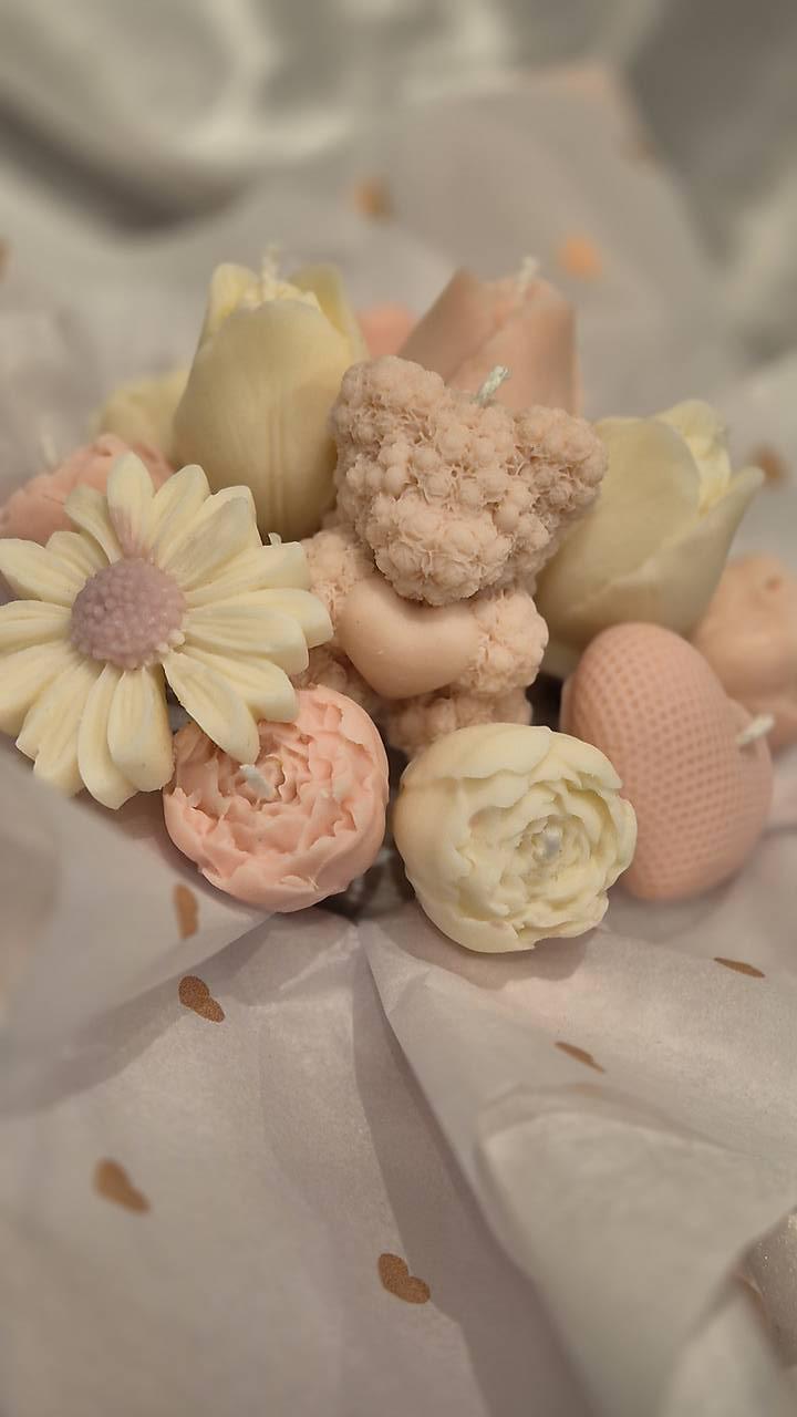 Kvetinový box ružový