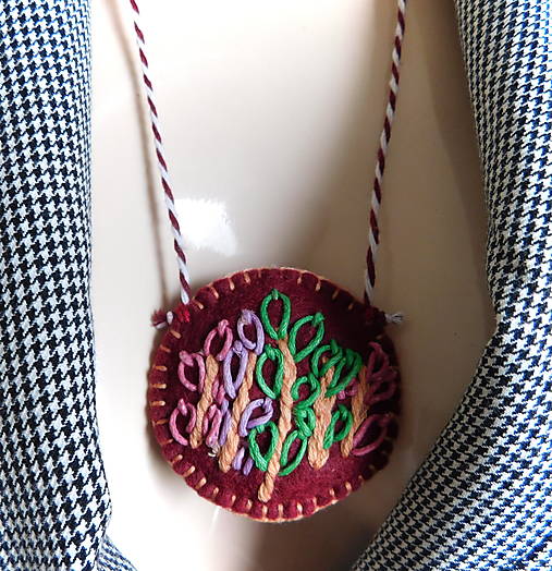 Náhrdelníky - bordový náhrdelník rastlinky - darček k nákupu - 17525571_