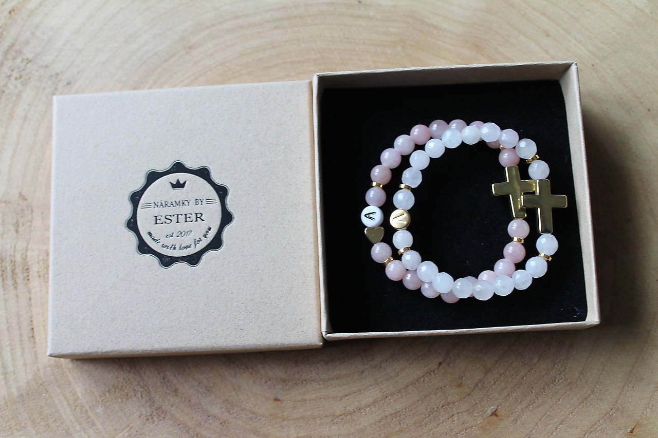 Prvé sväté príjímanie _personalizované s Iniciálkou s veľkým krížikom