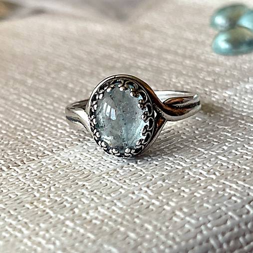 Natural Aquamarine Ag925 Silver Ring / Strieborný prsteň s akvamarínom prírodným E063