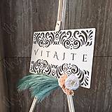 Tabuľky - Drevená uvítacia tabuľa "Vitajte" - 17526590_