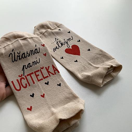 Maľované ponožky pre výnimočnú PANI UČITEĽKU béžové členkové