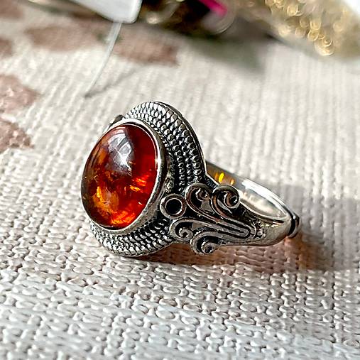 Filigree Amber Ag925 Silver Ring  / Strieborný filigránový prsteň s jantárom E044