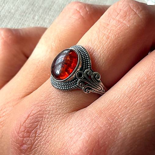 Filigree Amber Ag925 Silver Ring  / Strieborný filigránový prsteň s jantárom E044