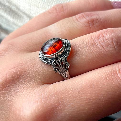 Filigree Amber Ag925 Silver Ring  / Strieborný filigránový prsteň s jantárom E044