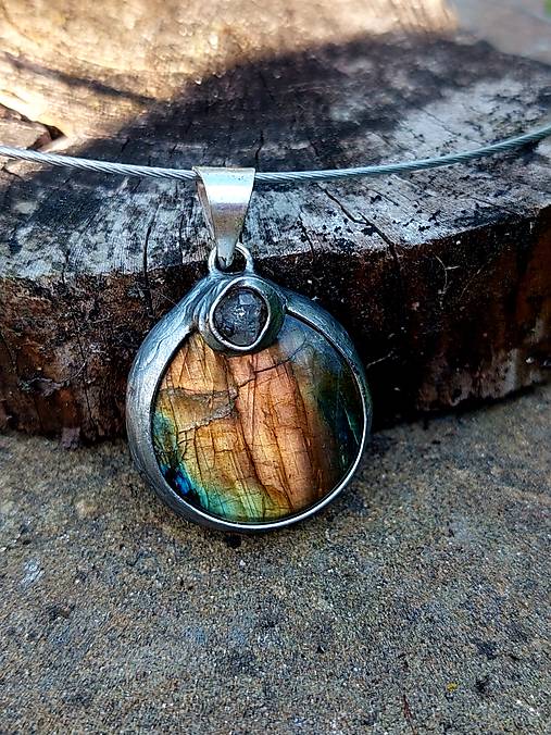 Náhrdelníky - Dorit - 17534981_