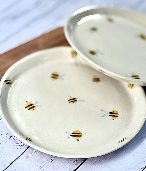 Tanier Bee