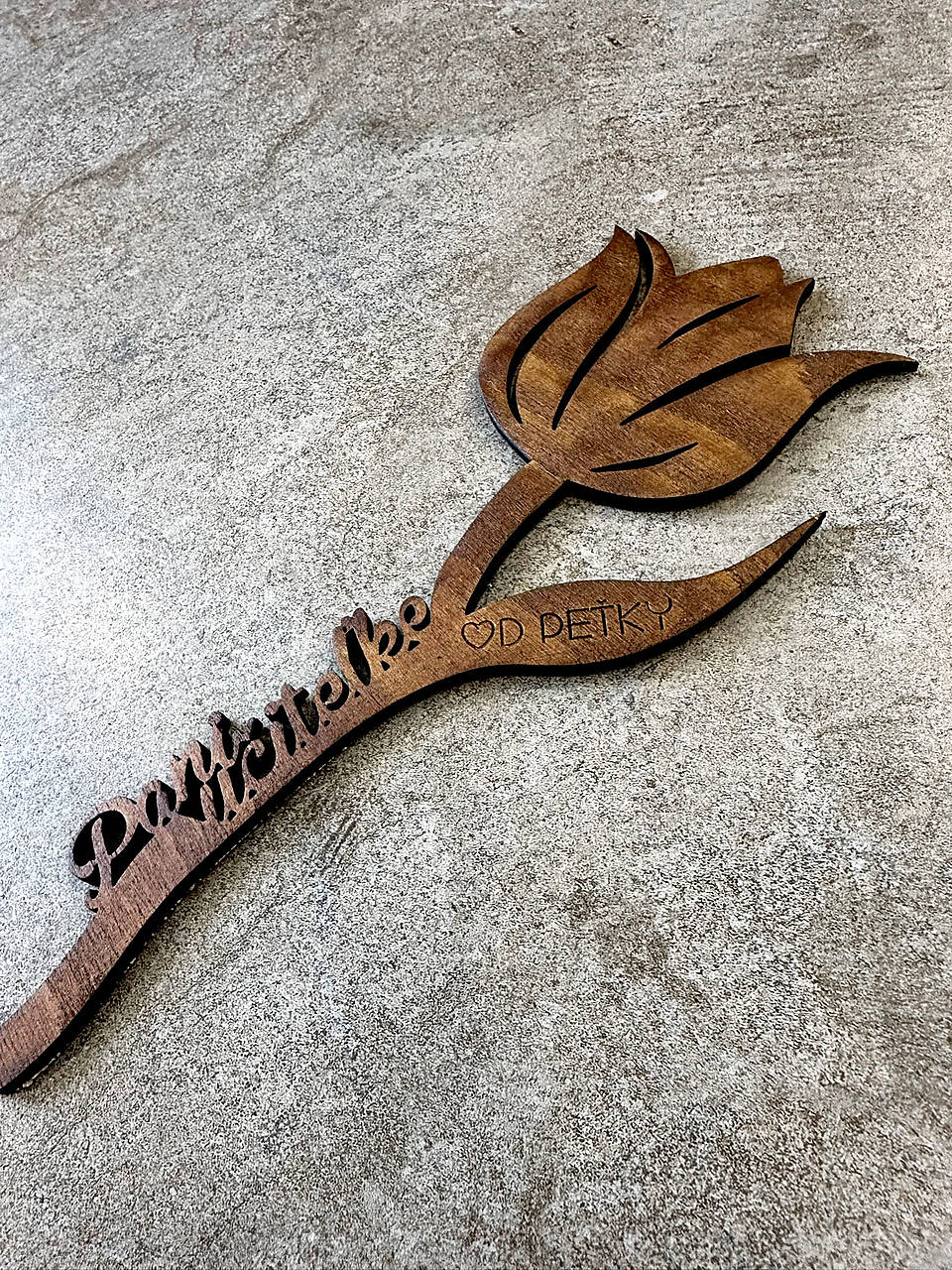 Tulipán pre pani učiteľku/ľa (morený palisander)