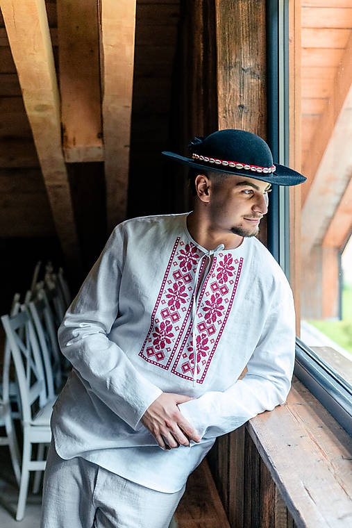 Pánske oblečenie - Ľudová vyšívaná ľanová košeľa Erik - 17533352_