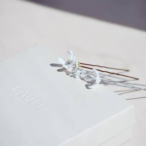 Ozdoby do vlasov - Kvetinová vlásenka - ozdoba do vlasov s kvetinami - 17532904_