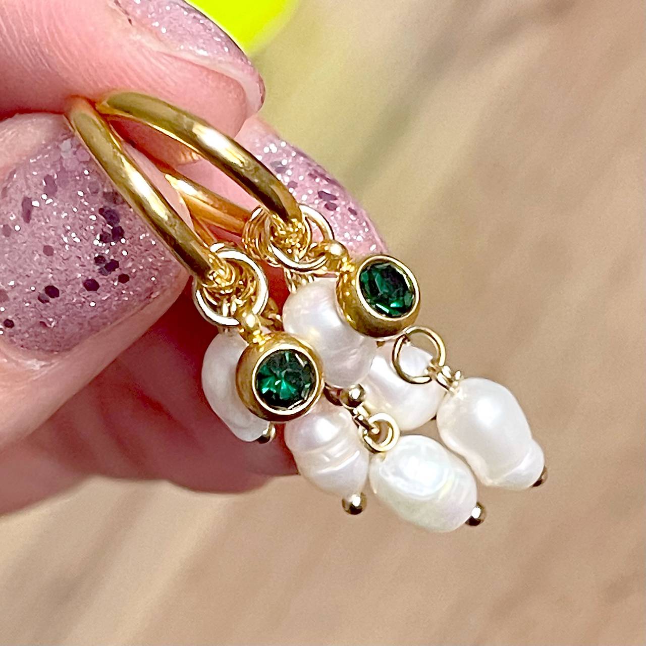 Pearls and Zircon Steel Gold Earrings / Náušnice perly, zirkón, oceľ v zlatej farbe E014
