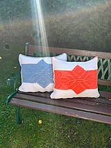 Úžitkový textil - Háčkovaný vankúš bielo-oranžový - 17537034_