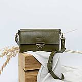 Kabelky - Kožená kabelka MidiMe (dark olive zelená) - 17540306_