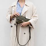 Kabelky - Kožená kabelka MidiMe (dark olive zelená) - 17540310_