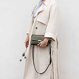 Kabelky - Kožená kabelka MidiMe (dark olive zelená) - 17540311_