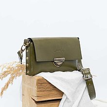 Kabelky - Kožená kabelka MidiMe (dark olive zelená) - 17540302_